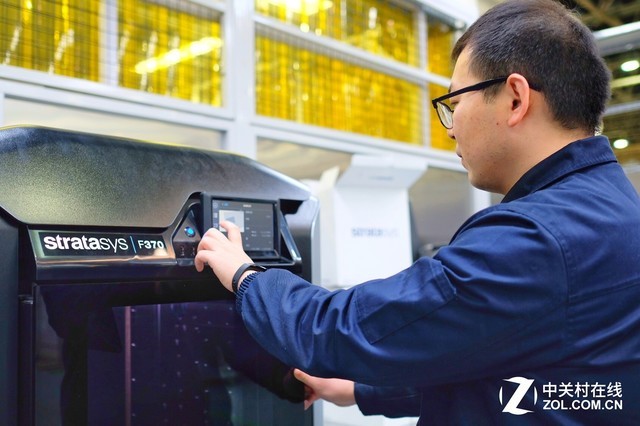 北京奔驰利用3D打印技术效率提升6倍 