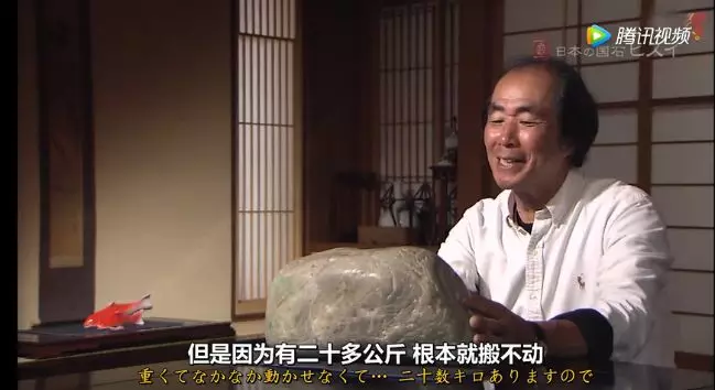 日本专家言传身教,日本"国石"翡翠的正确用法:压酸菜!