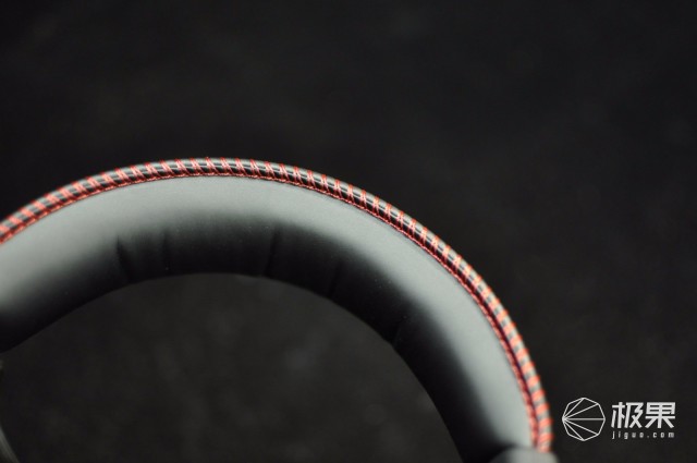 电竞耳机中王者,听声辨位还让你拥有顺风耳—金士顿HYPERXCloudAlpha头戴式耳机体验 电竞耳机中王者,听声辨位还让你拥有顺风耳—金士顿HYPERXCloudAlpha头戴式耳机体验