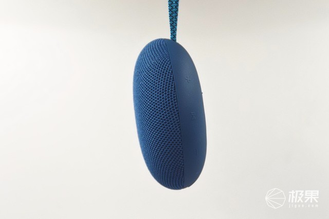巴掌大的音箱,百元价格却能有千元音质体验—荣耀音乐小巨蛋蓝牙音箱体验 巴掌大的音箱,百元价格却能有千元音质体验—荣耀音乐小巨蛋蓝牙音箱体验