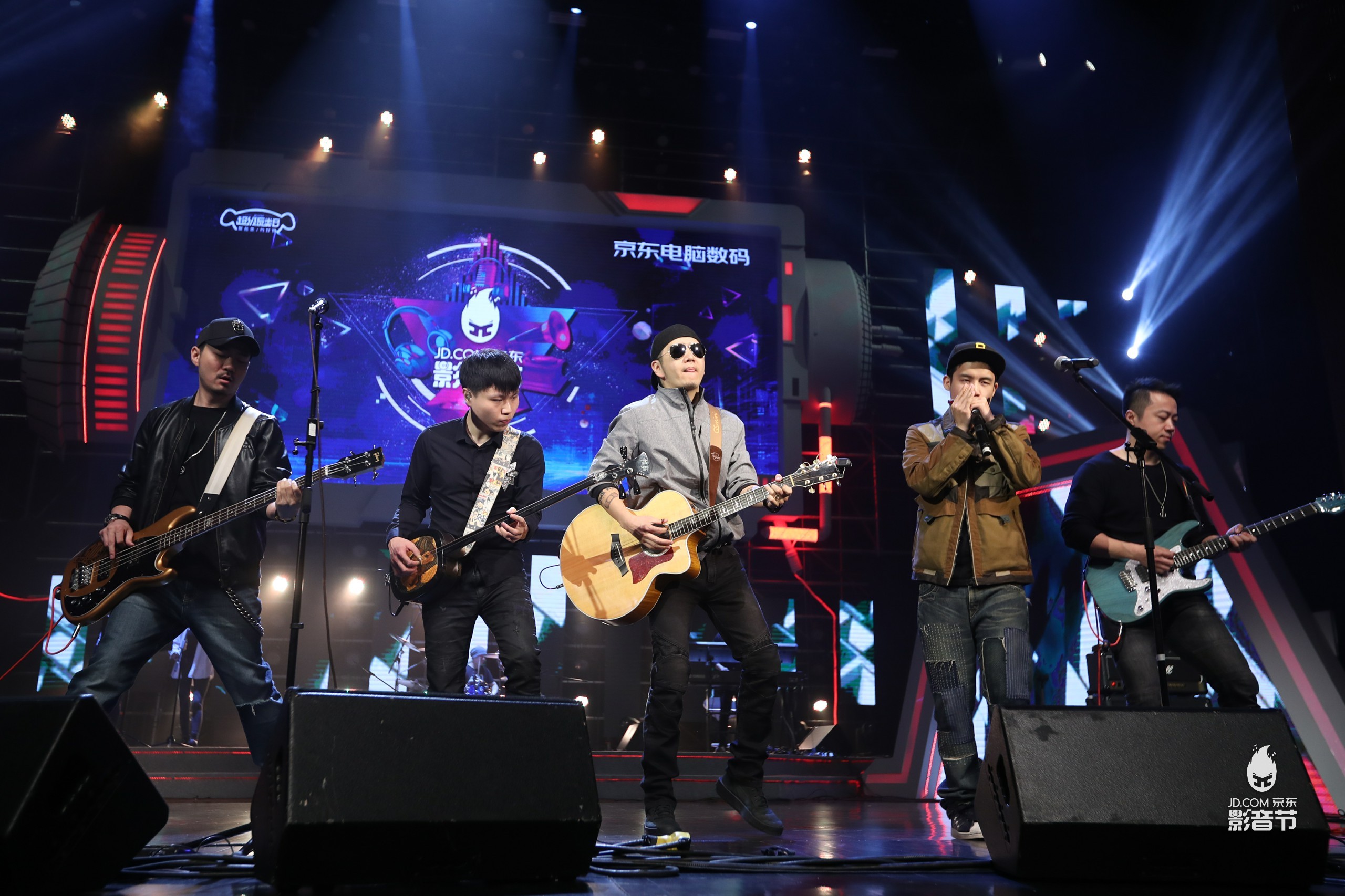 京东影音节真的 可怕 演出后我竟然下单了一副