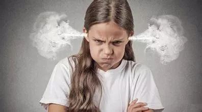 领导请注意,坏脾气并不代表魄力与决断力