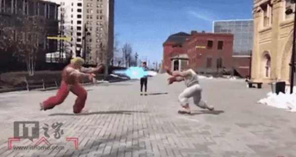 外国工程师开发AR版“街头霸王”，在现实中体验街头格斗