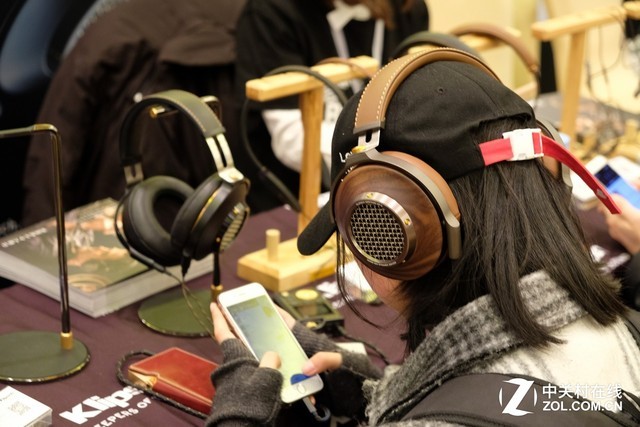 新品齐聚一饱耳福 上海HIFI耳机展回顾 