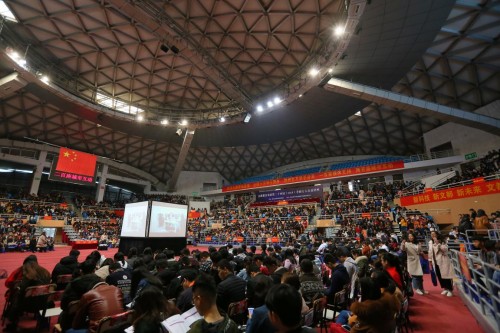 2019年全国总人口数_岛内人口死亡交叉来临2019年起出生数恐不及死亡数(2)