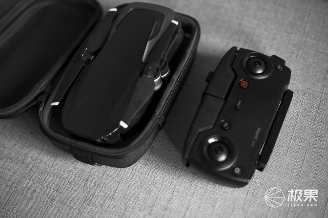 小巧便携大疆MavicAir,论实力吊打自家兄弟—大疆“御”MavicAir无人机体验|视频 小巧便携大疆MavicAir,论实力吊打自家兄弟—大疆“御”MavicAir无人机体验|视频