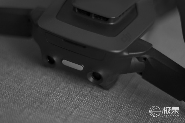 小巧便携大疆MavicAir,论实力吊打自家兄弟—大疆“御”MavicAir无人机体验|视频 小巧便携大疆MavicAir,论实力吊打自家兄弟—大疆“御”MavicAir无人机体验|视频