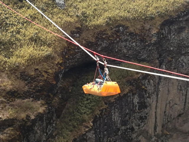 2018昭通中法山岳救援培训高山峡谷演练
