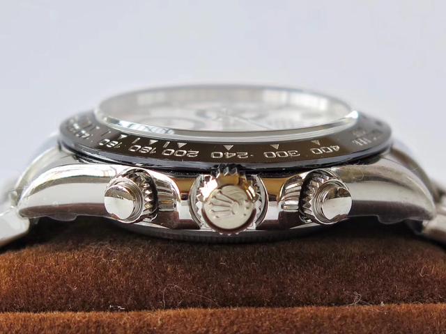 每日手表速览:为什么劳力士熊猫迪通拿人间人爱?