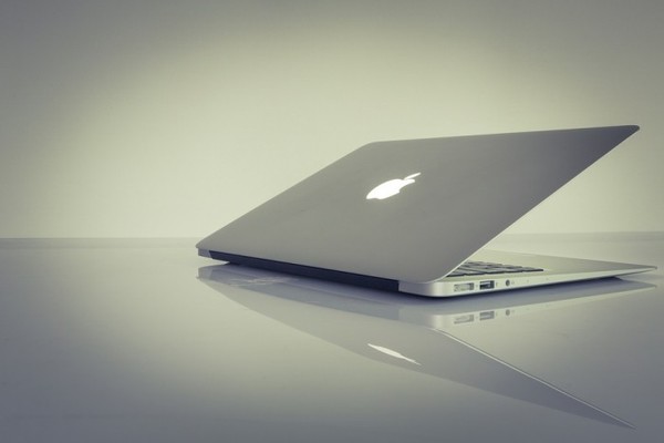 苹果释放重磅消息 入门级MacBook将配备视网膜屏