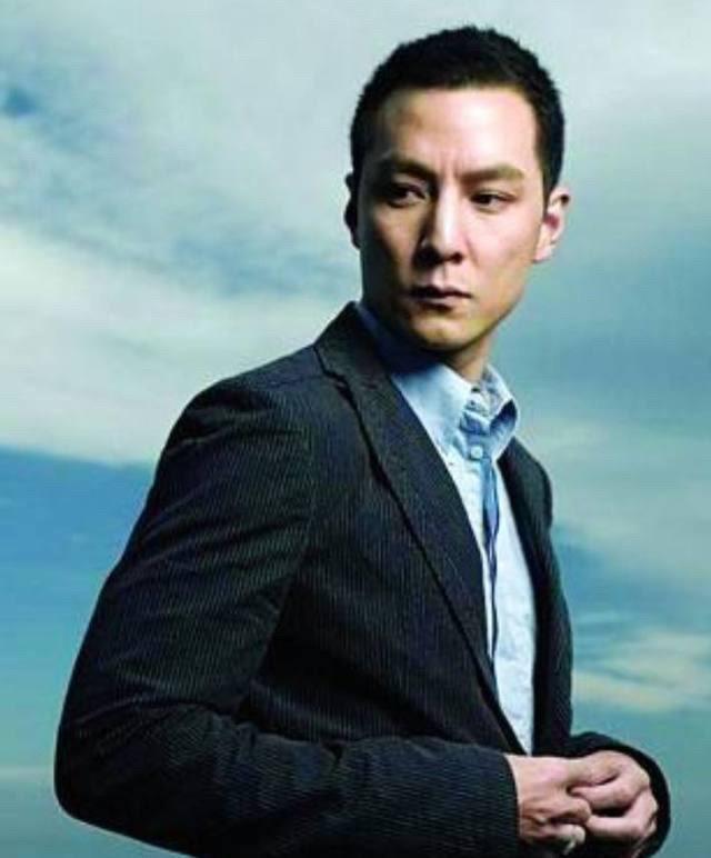 吴彦祖的寸头堪称经典,那胡歌的呢?最后那位帅的全方位无死角!