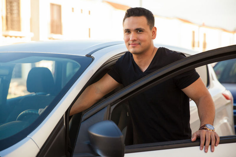 36氪首发 | 为网约车提供司机+融资租赁,「微租