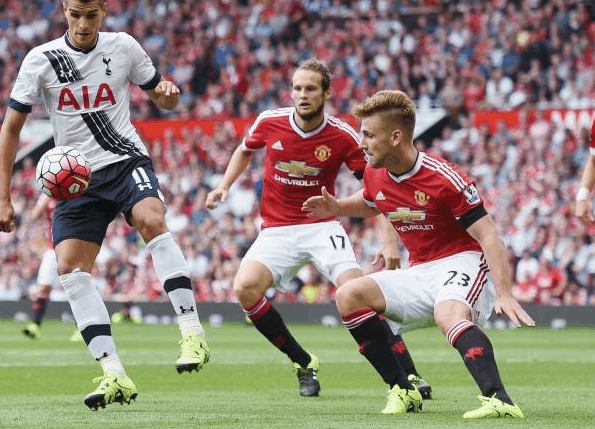 提前行动!穆帅开首批离曼联6人名单 伊布在列