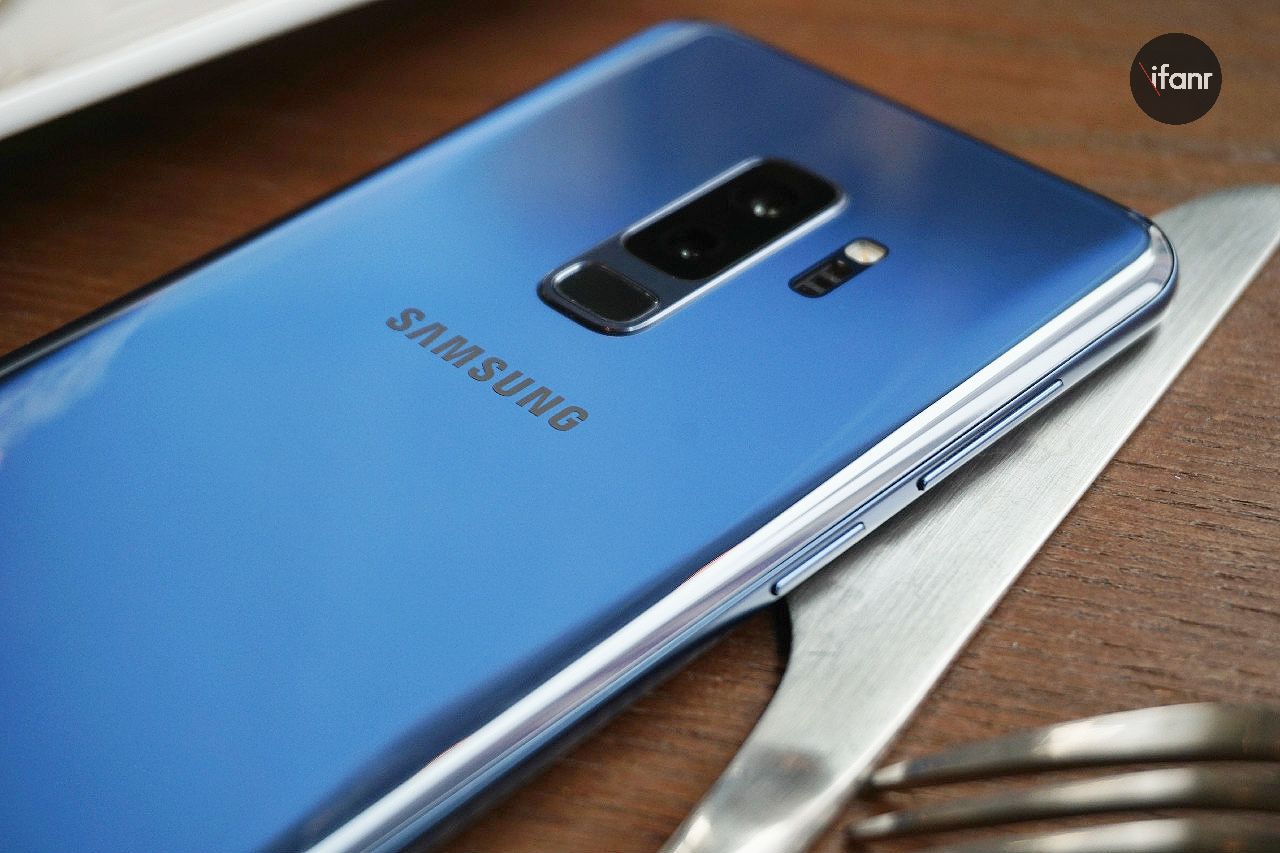 三星 Galaxy S9+ 图赏:当鹅卵石遇上了莱茵蓝
