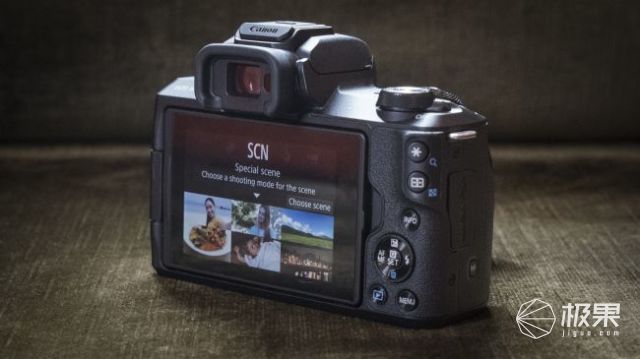 佳能发布无反相机EOSM50，高性能入门款！