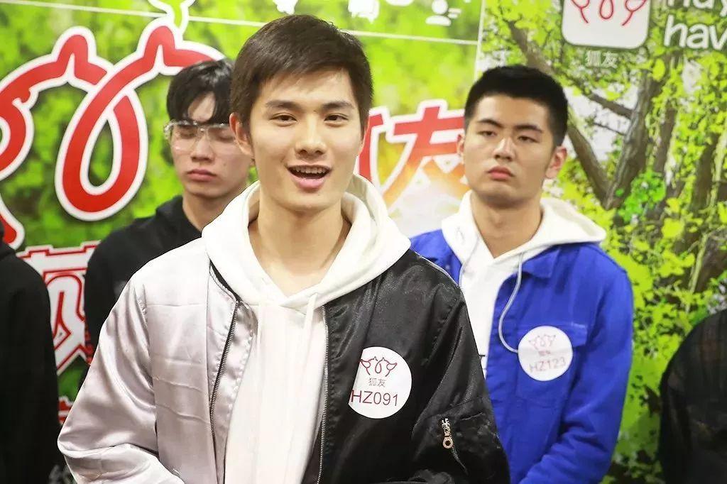 揭秘!张朝阳召集了200多个大学校草在杭州聚会