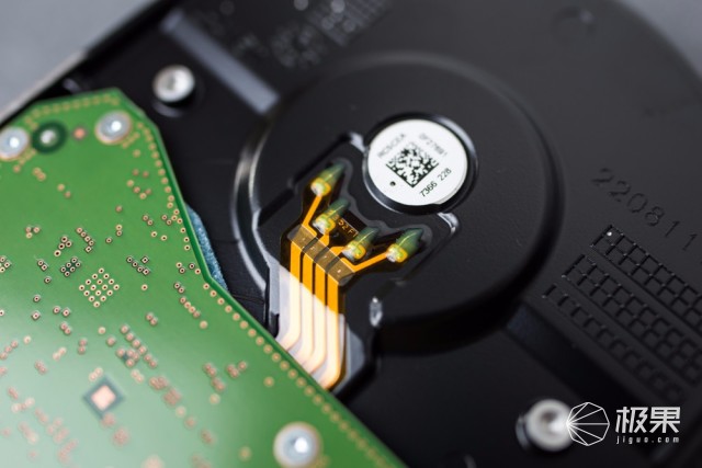 有了这款硬盘,我搭建的私有云速度可以上天——HGST10TBNAS评测 有了这款硬盘,我搭建的私有云速度可以上天——HGST10TBNAS评测