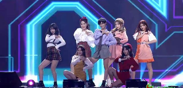 SNH48携姐弟团亮相东方风云榜音乐盛典，超高颜值引人瞩目