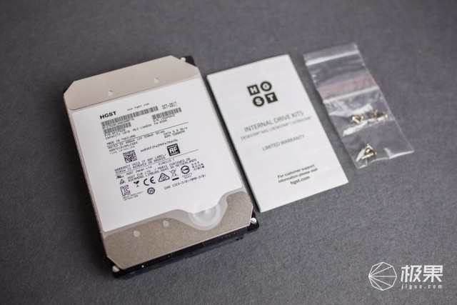 有了这款硬盘,我搭建的私有云速度可以上天——HGST10TBNAS评测 有了这款硬盘,我搭建的私有云速度可以上天——HGST10TBNAS评测