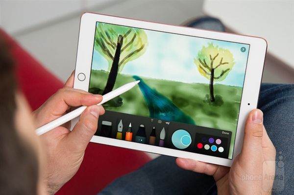 iPad mini4尴尬了：比新iPad贵700快 谁会购买？