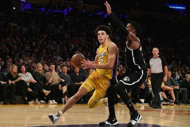 72+11！球哥二弟大胜广东青年队 球爹为儿子选秀造势