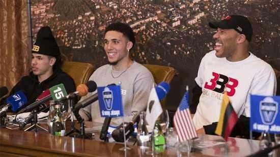 72+11！球哥二弟大胜广东青年队 球爹为儿子选秀造势