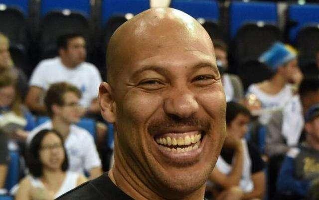 72+11！球哥二弟大胜广东青年队 球爹为儿子选秀造势