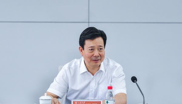 李群辞去山东省副省长职务 已任文化和旅游部副部长