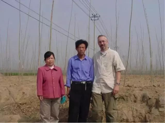 国外人口定居_国外头像男生