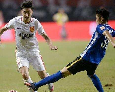 中超豪门新星成卓尔最强引援 能攻善守深得李