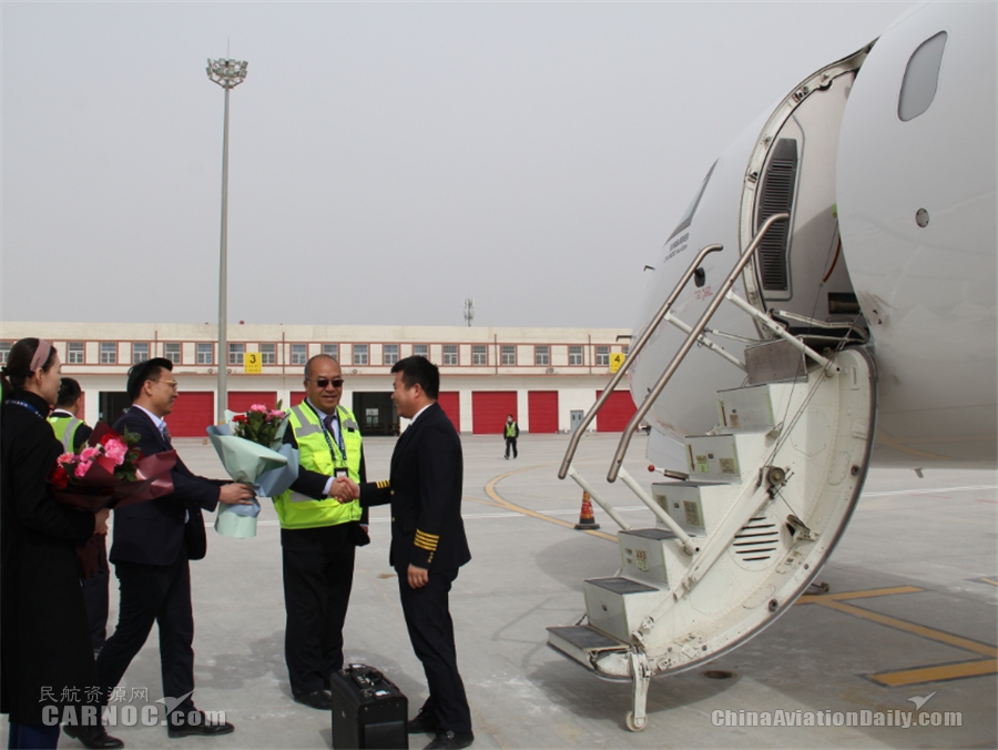 库尔勒机场联合华夏航空构建新疆交通次枢纽