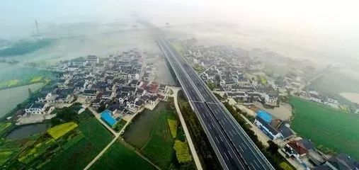 聚焦产业强实体,对标苏南促转型--访丹徒区委书