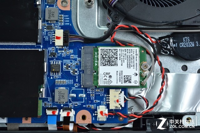 黑色机甲全能电竞 机械革命深海泰坦X8Ti评测 