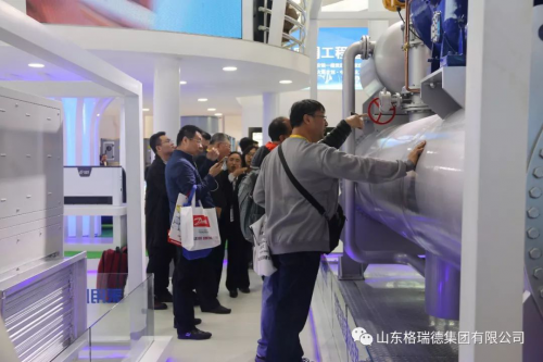 2018年中国制冷展首日 格瑞德主机系列产品人气爆棚(图3)