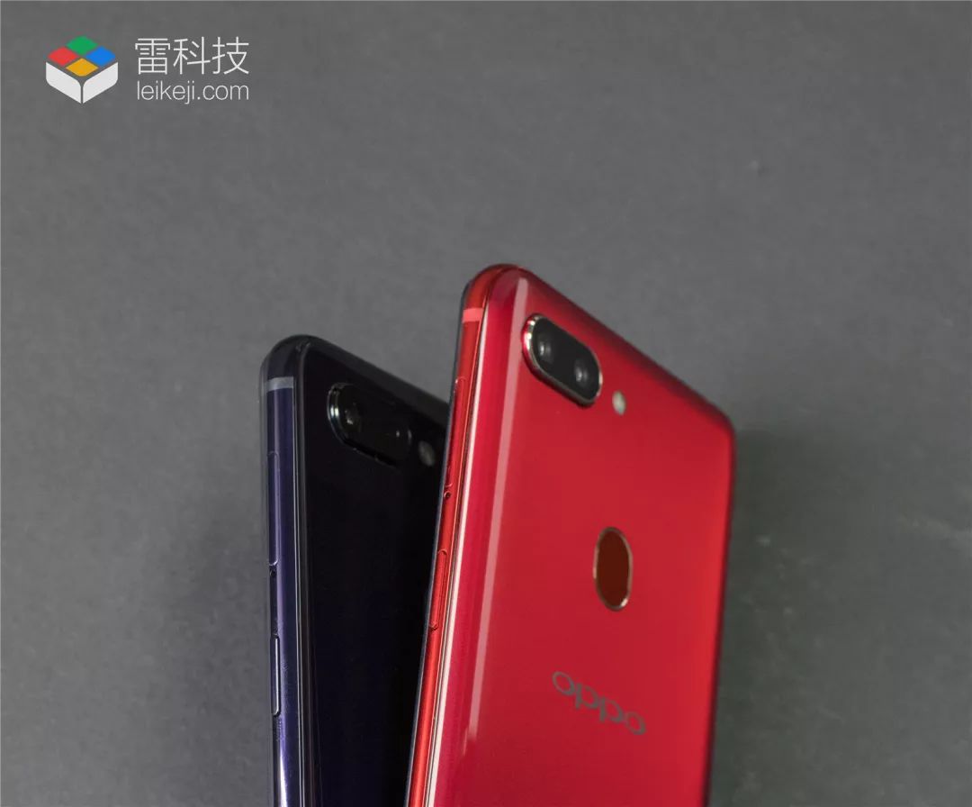 同时似乎色彩饱和度也高一些