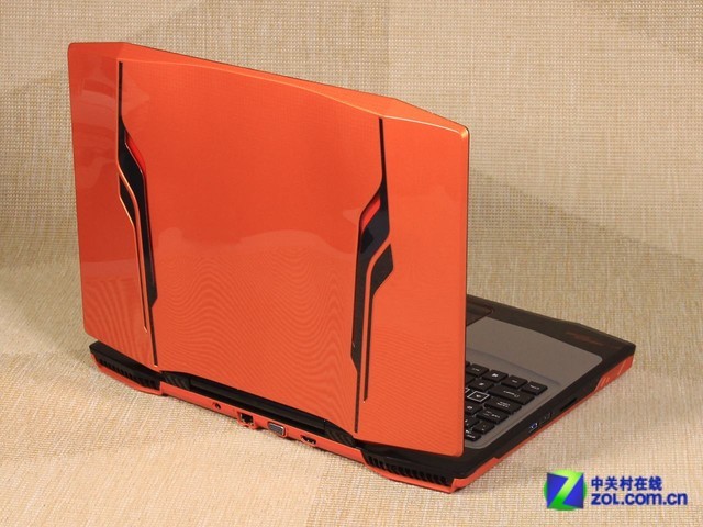 雷神李艳兵：每年游戏本两款私模更新 