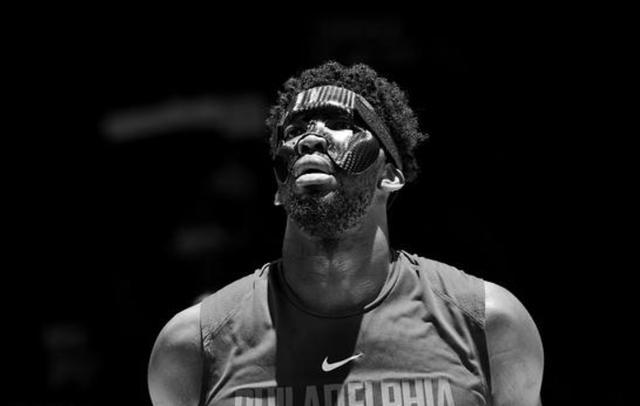 76人输球恩比德抱怨球队!大帝:别把我当婴儿,这