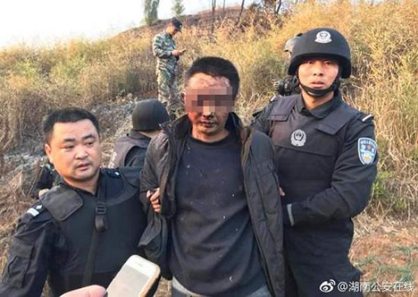 湖南新化警察陈建湘被提起公诉 涉嫌持枪杀害2人