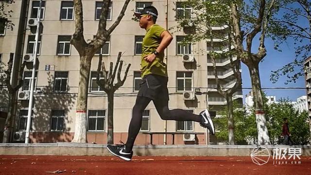 速干透气贴身舒适，让你肆意运动不燥热—优衣库运动活力系列套装评测