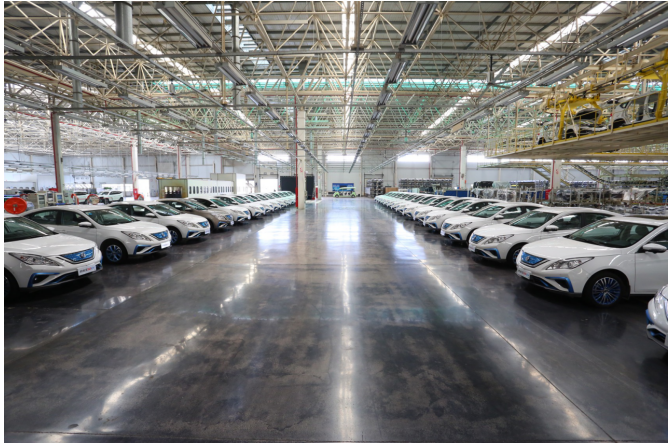 为何滴滴首选景逸S50EV? 柳州网约车主有话说