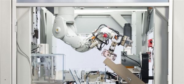 苹果发布新款回收机器人：每小时拆200部iPhone