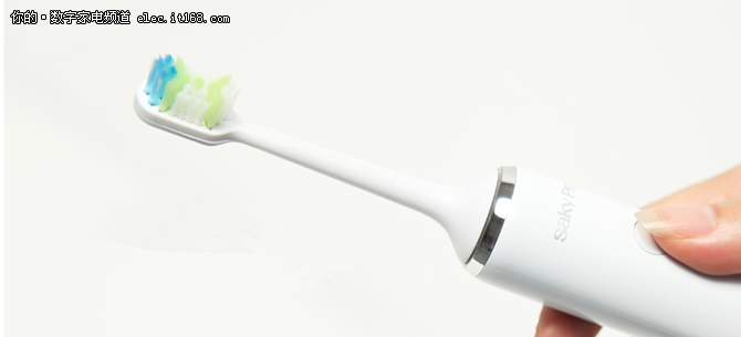 贵的一定好？五款千元电动牙刷深度横评