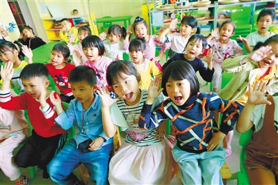 山村小学办起“富教育”