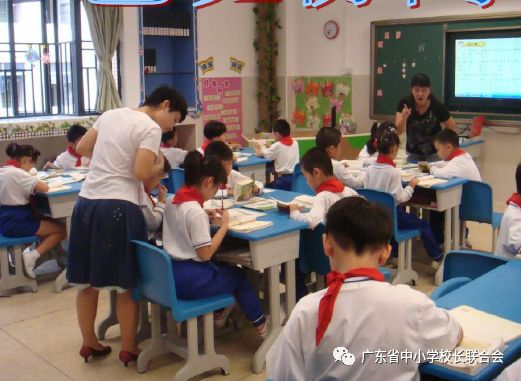 访】小学生六年,想教学一辈子的成长--访沙面小干巷学生图片