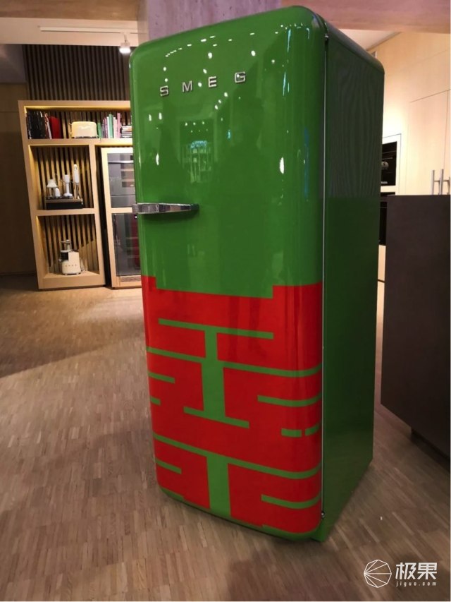 SMEG米兰设计周：首推中国风冰箱，西西里风联名系列添新