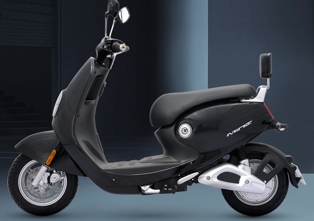 假期出街PK座驾 3000元买啥电动车才好