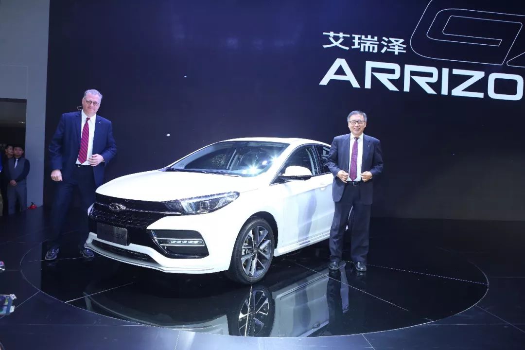 撬开智能化大门,奇瑞携瑞虎8、艾瑞泽GX亮相
