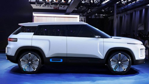 吉利全新博瑞GE、全新SUV概念车北京车展全球首发