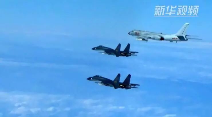 震撼 | 今天，人民空军多型多架战机绕飞祖国宝岛！