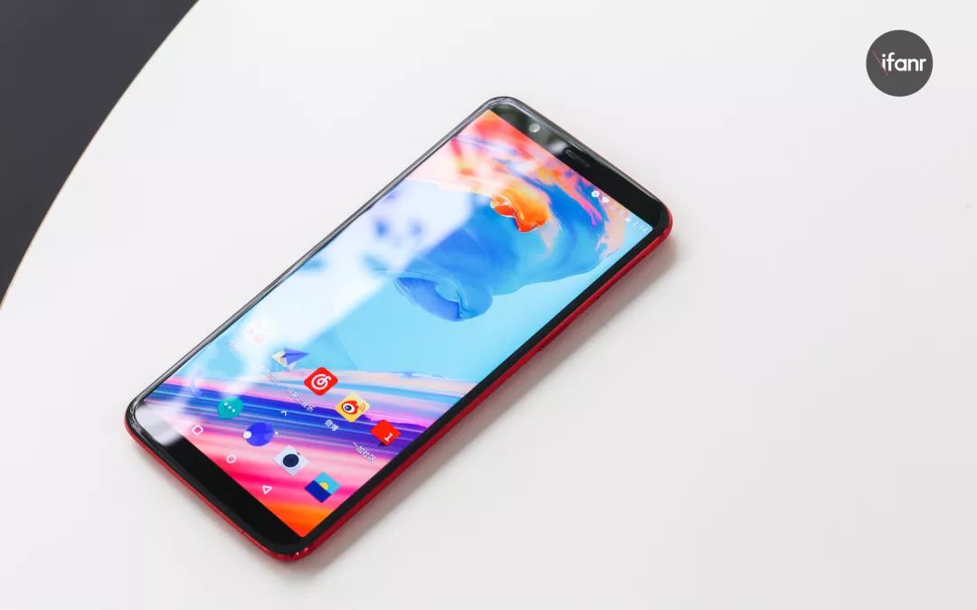 【早报】一加 6 真机曝光 \/ 任天堂社长君岛达 6 月退休 \/ GoPro CEO 的薪资被削减至 1 美元_凤凰科技